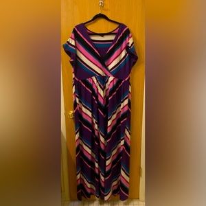 Torrid Chevron Striped Maxi Dress Size 4